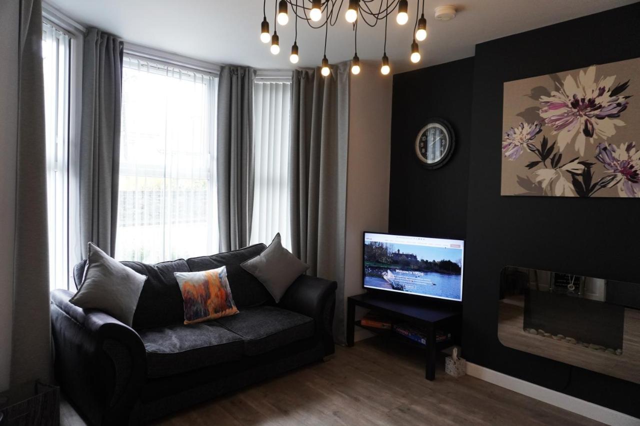 Vip Church Street Apartment Portadown Bagian luar foto