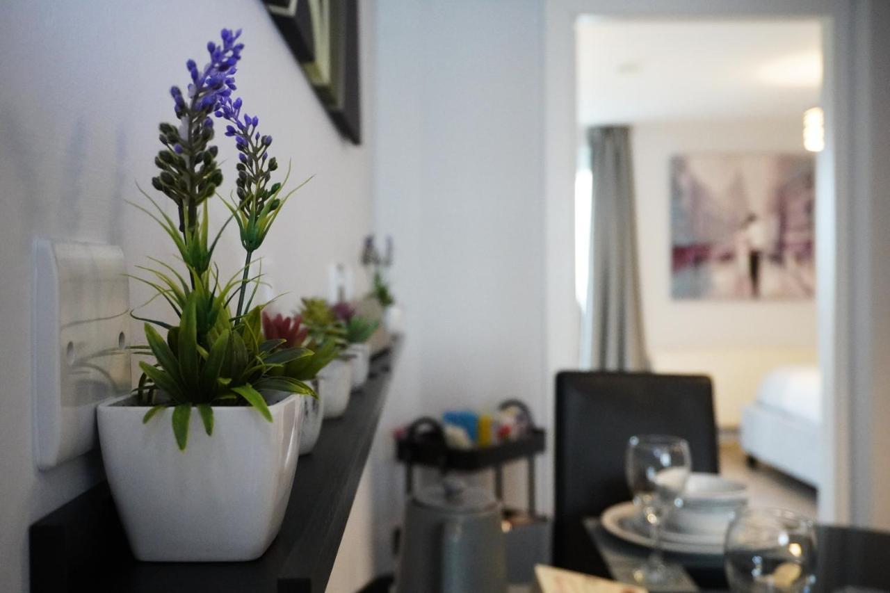 Vip Church Street Apartment Portadown Bagian luar foto